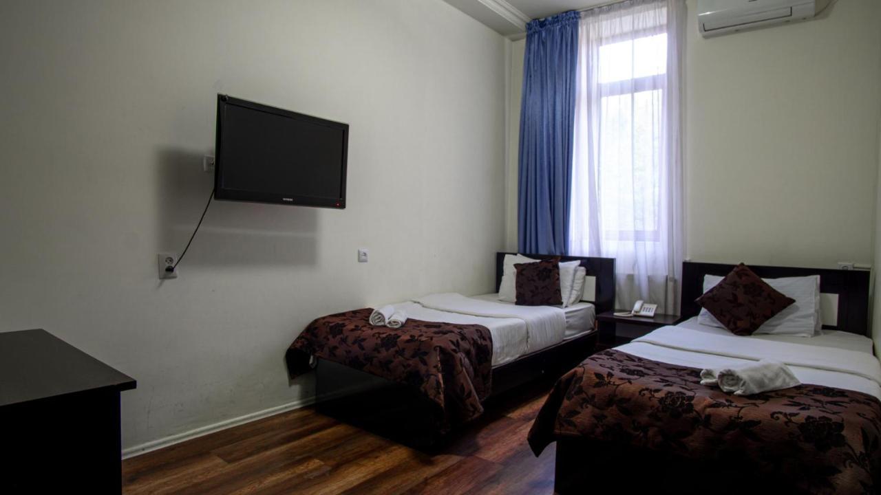 Aia Hotel Tbiliszi Kültér fotó