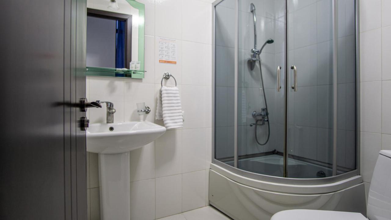 Aia Hotel Tbiliszi Kültér fotó
