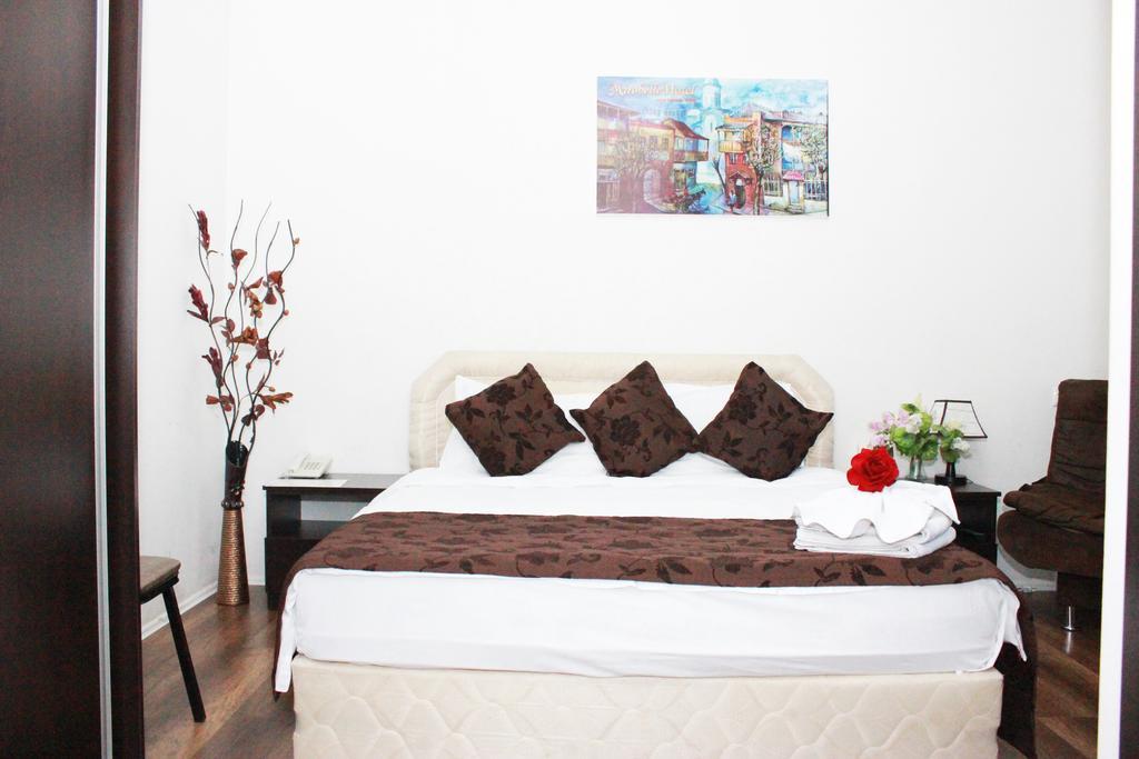Aia Hotel Tbiliszi Kültér fotó