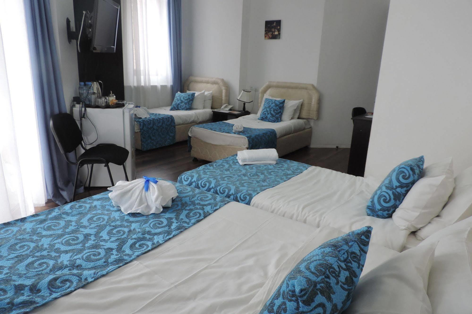 Aia Hotel Tbiliszi Kültér fotó